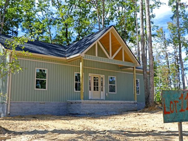 521 Shelton Cemetery Rd, Cumberland Furnace, TN 37051