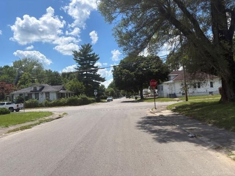 4533 Queens Avenue, Dayton, OH 45406 Photo 2