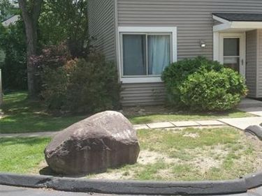 616 Rickett Road, Brighton, MI 48116