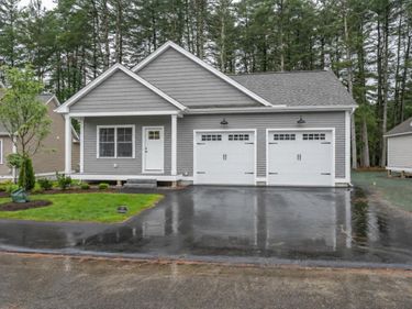 12 Wilderness Drive, Nashua, NH 03062