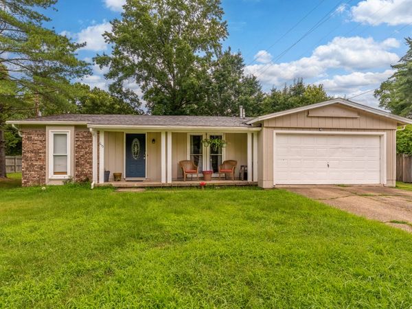 615 S Emerald Lane , Carbondale, IL 62901