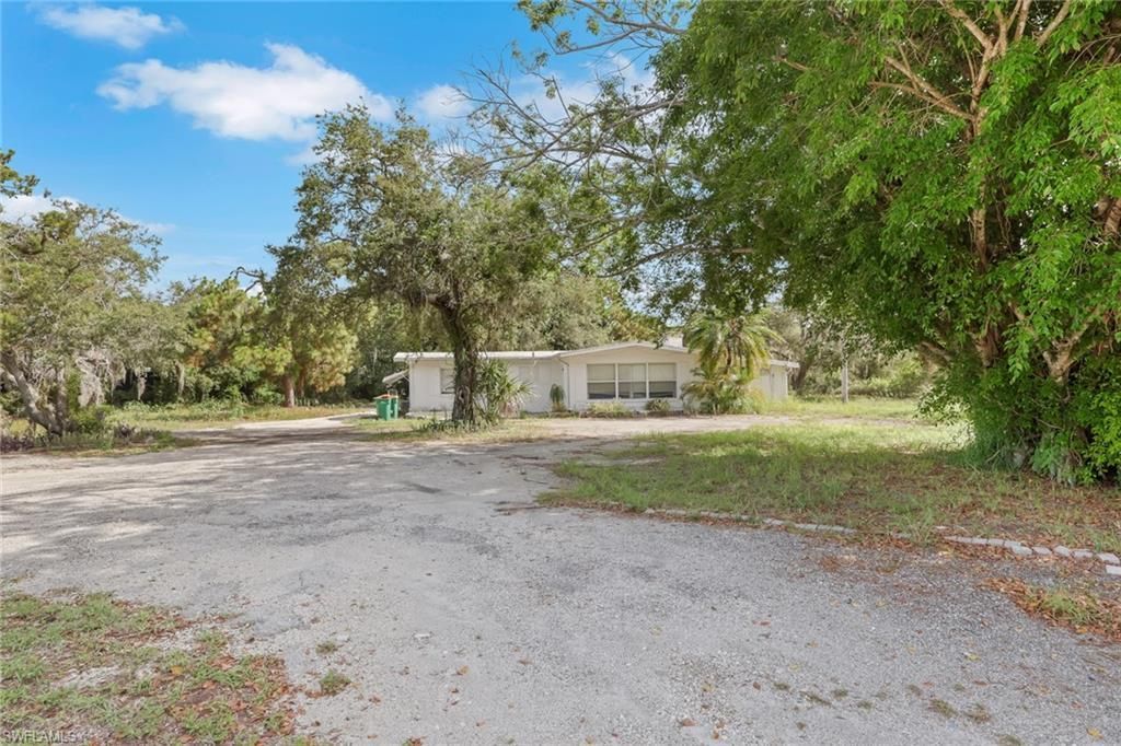 1175 Pine Ridge Rd, Naples, FL 34108 Photo