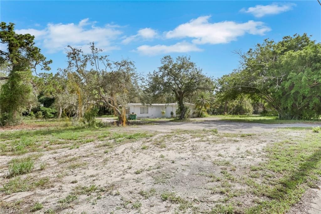 1175 Pine Ridge Rd, Naples, FL 34108 Photo