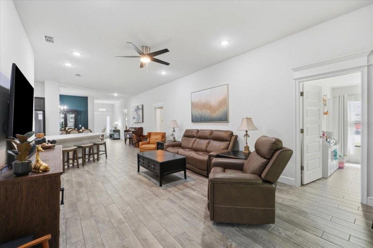 477 Lake Vista Drive, Auburndale, FL 33823 Photo