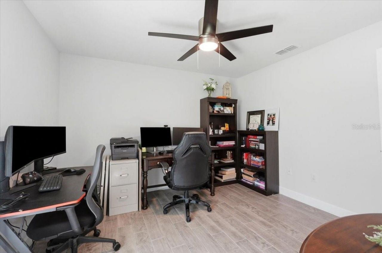 477 Lake Vista Drive, Auburndale, FL 33823 Photo