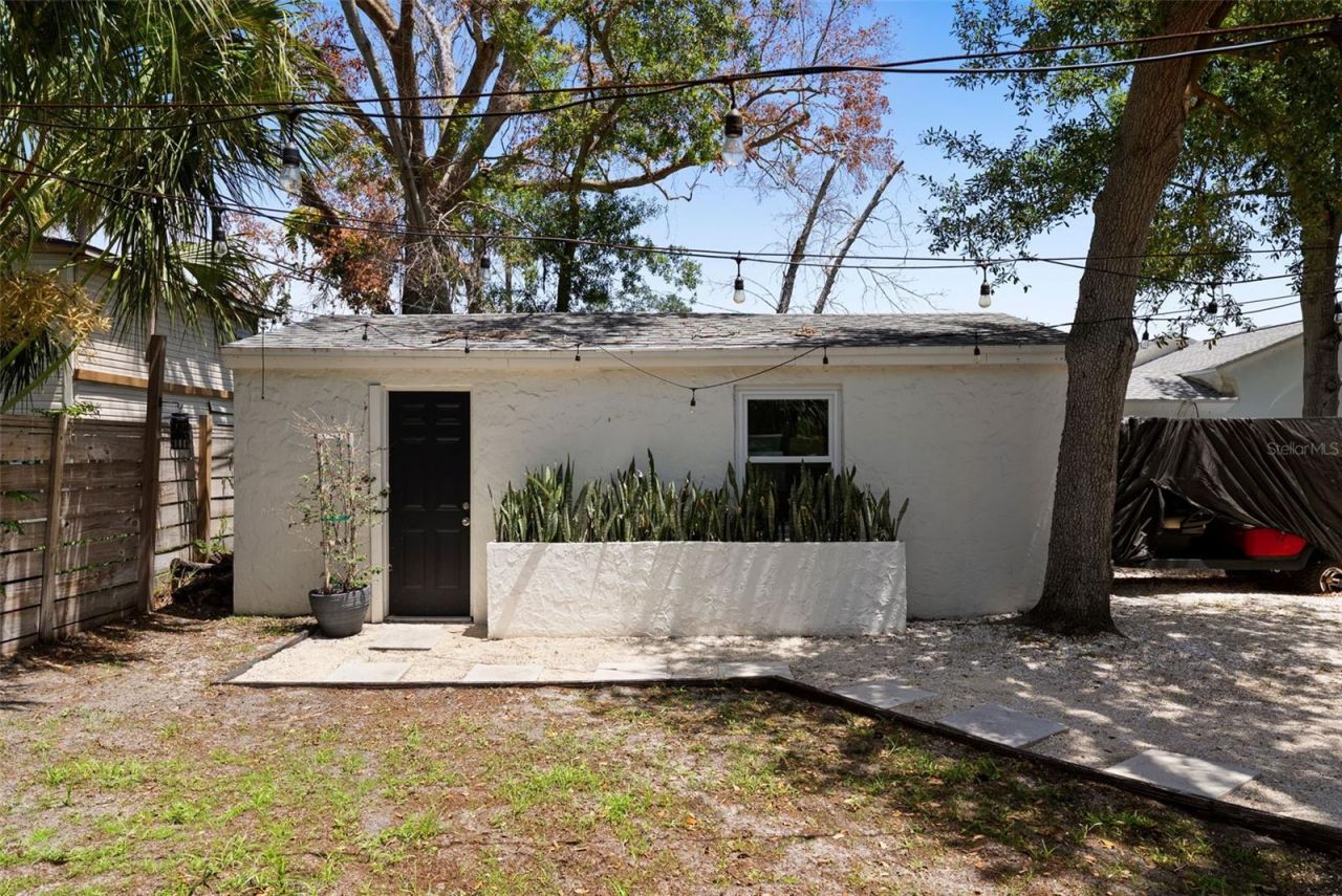 2235 5th Street S, Saint Petersburg, FL 33705 Photo