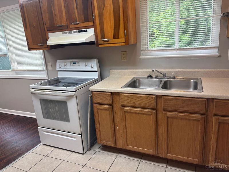 3313 Freddie Drive, Cincinnati, OH 45205 Photo 3