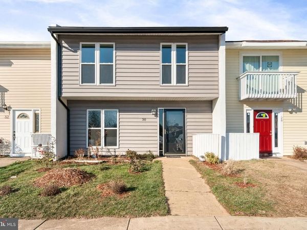30 CAROLINA COURT, STERLING, VA 20164