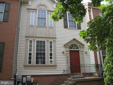 8176 SKELTON CIRCLE, FALLS CHURCH, VA 22042