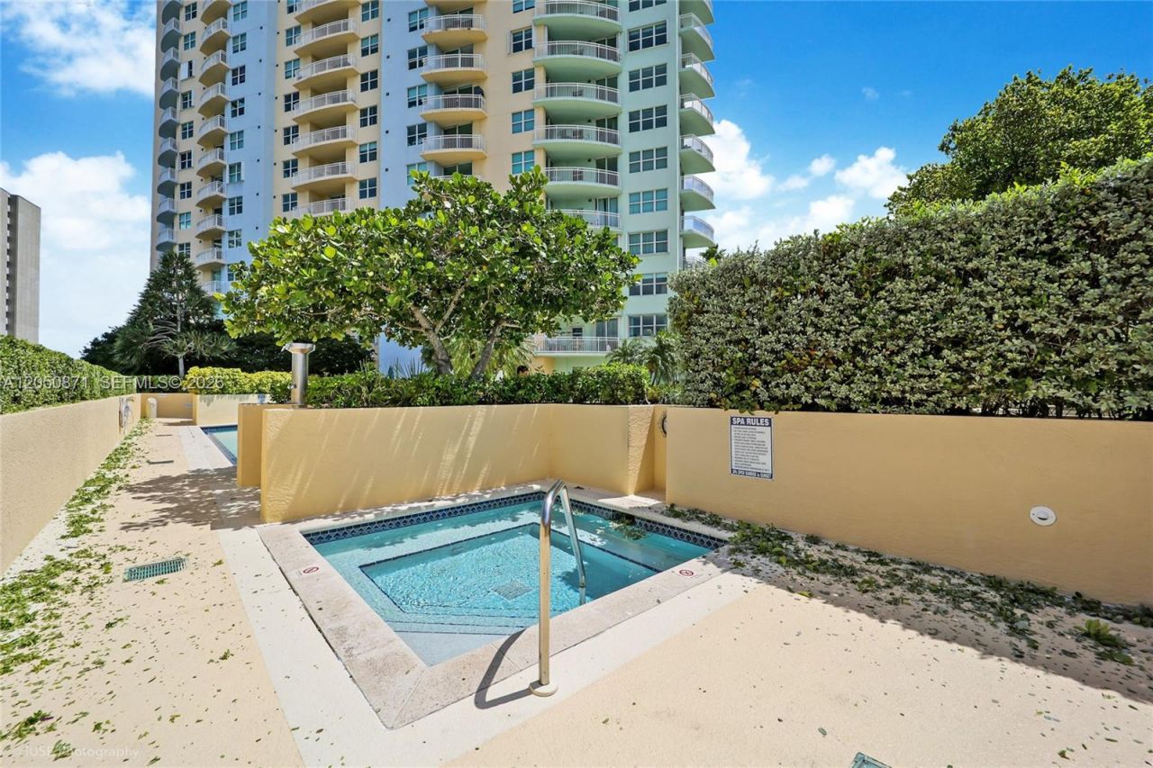 2475 Brickell Ave , Unit 1107, Miami, FL 33129 Photo