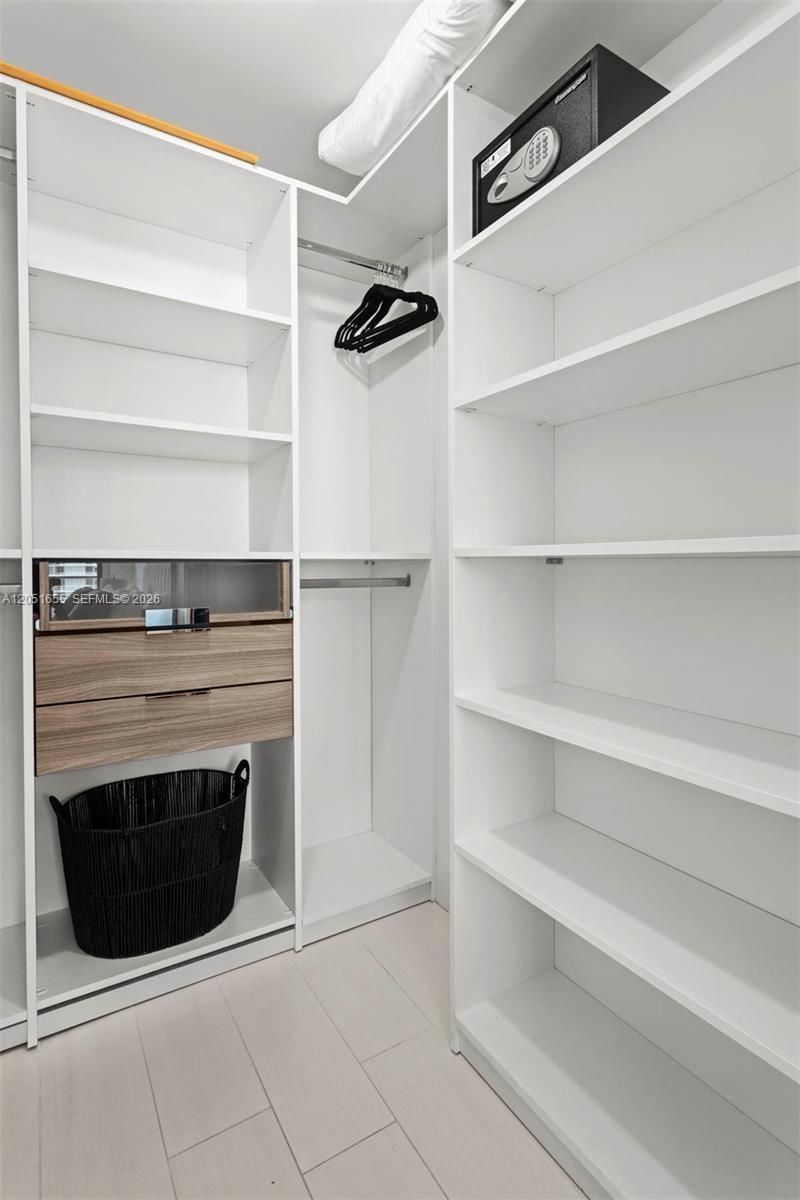 1300 S Miami Ave , Unit 2206, Miami, FL 33130 Photo