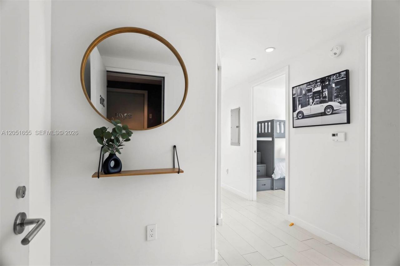 1300 S Miami Ave , Unit 2206, Miami, FL 33130 Photo