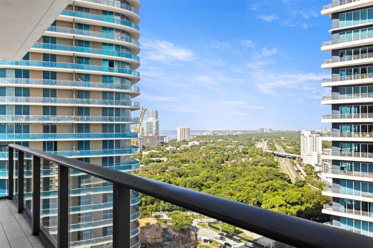 1300 S Miami Ave , Unit 2206, Miami, FL 33130 Photo