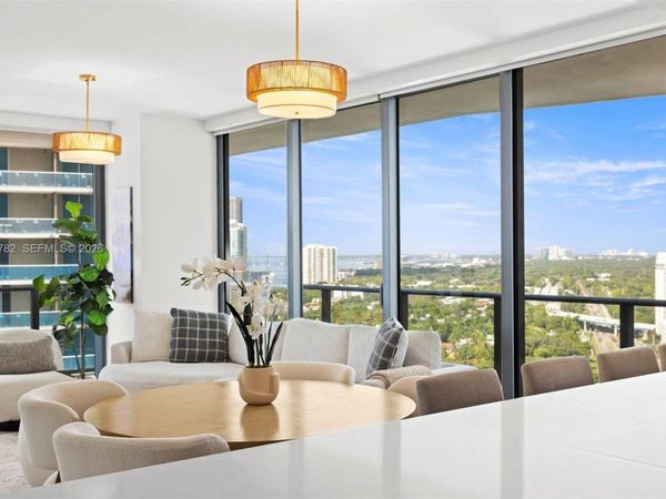 1300 S Miami Ave , Unit 2206, Miami, FL 33130