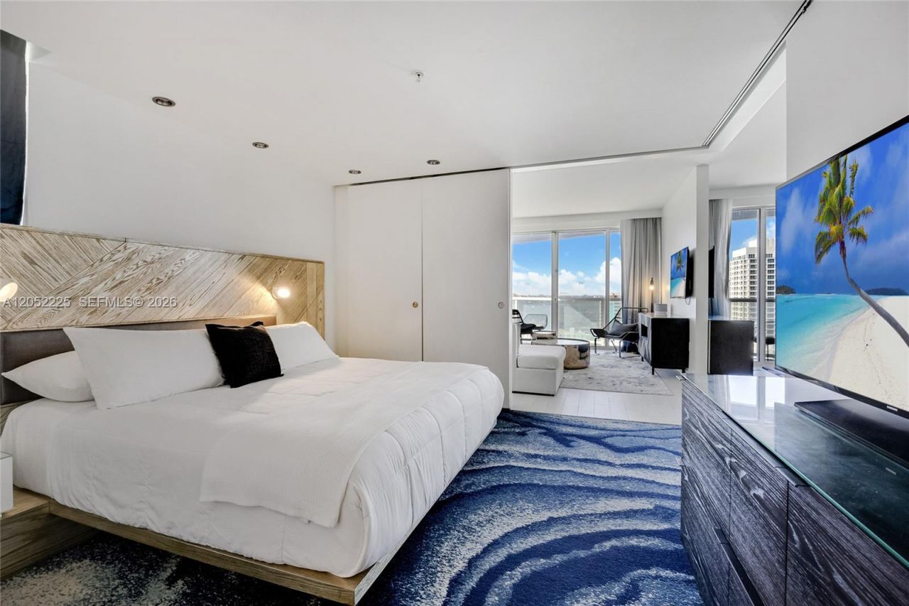 3101 Bayshore Dr , Unit 1802, Fort Lauderdale, FL 33304 Photo