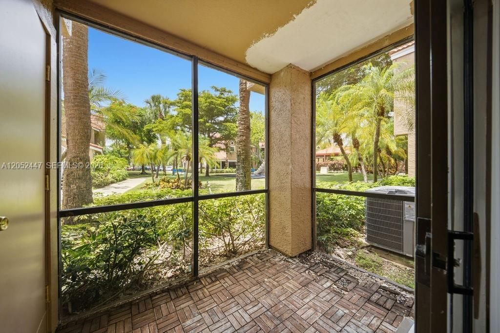 15560 SW 104th Ter, Unit 6110, Miami, FL 33196 Photo