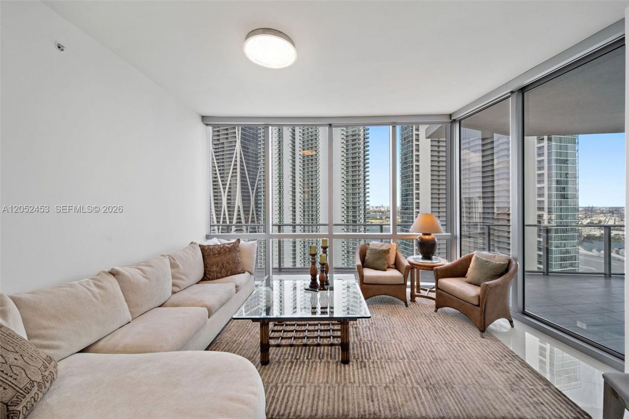 851 NE 1st Avenue , Unit 3003, Miami, FL 33132 Photo