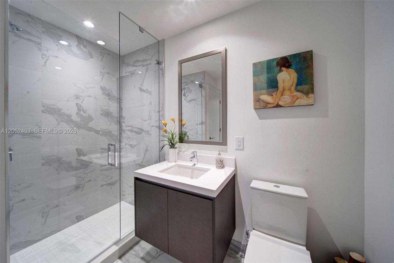 851 NE 1st Avenue , Unit 3003, Miami, FL 33132 Photo