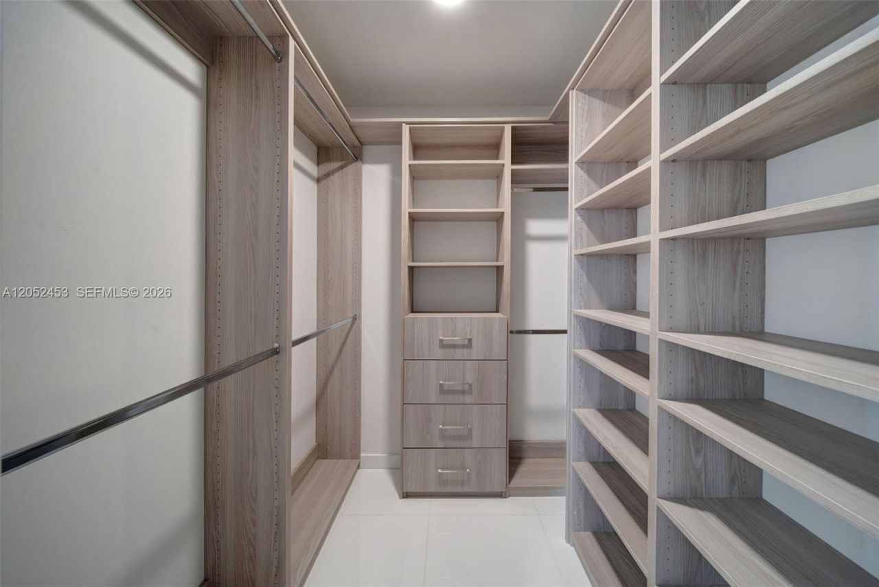 851 NE 1st Avenue , Unit 3003, Miami, FL 33132 Photo