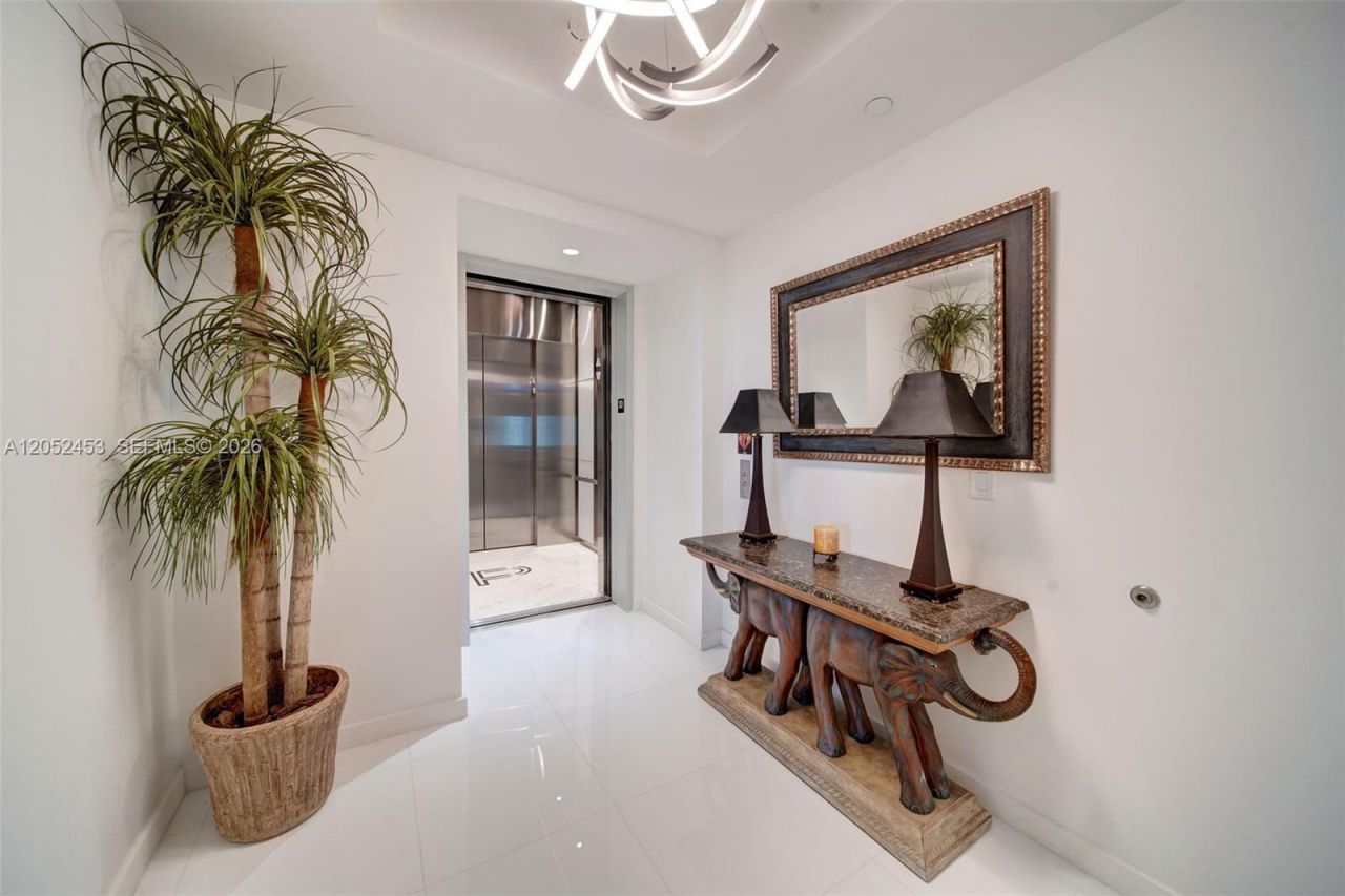 851 NE 1st Avenue , Unit 3003, Miami, FL 33132 Photo