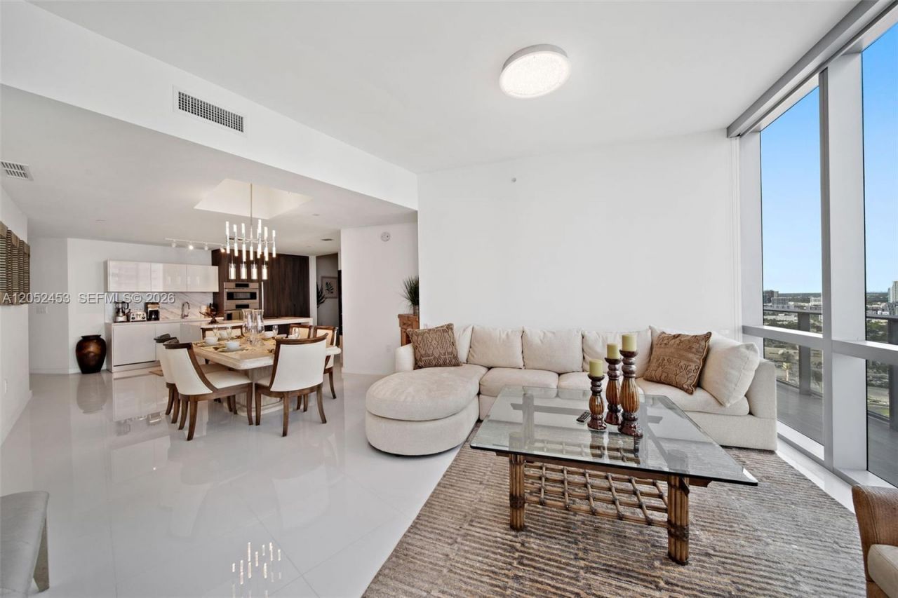 851 NE 1st Avenue , Unit 3003, Miami, FL 33132 Photo