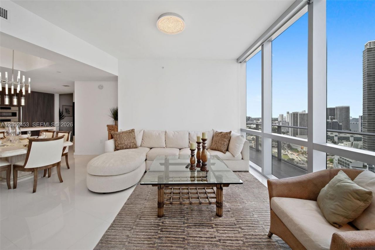 851 NE 1st Avenue , Unit 3003, Miami, FL 33132 Photo