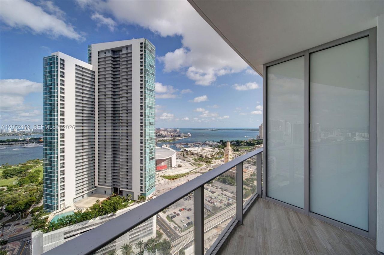 851 NE 1st Avenue , Unit 3003, Miami, FL 33132 Photo