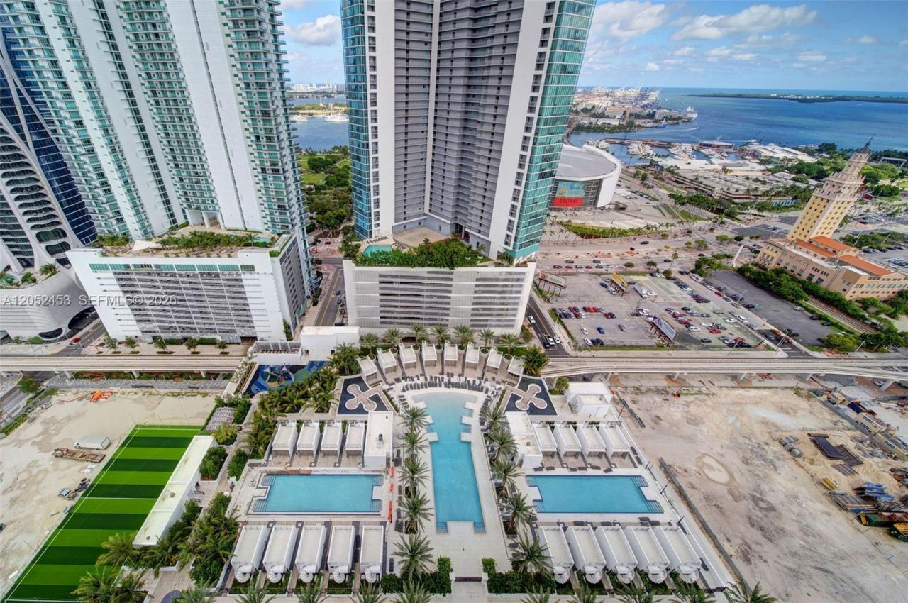 851 NE 1st Avenue , Unit 3003, Miami, FL 33132 Photo