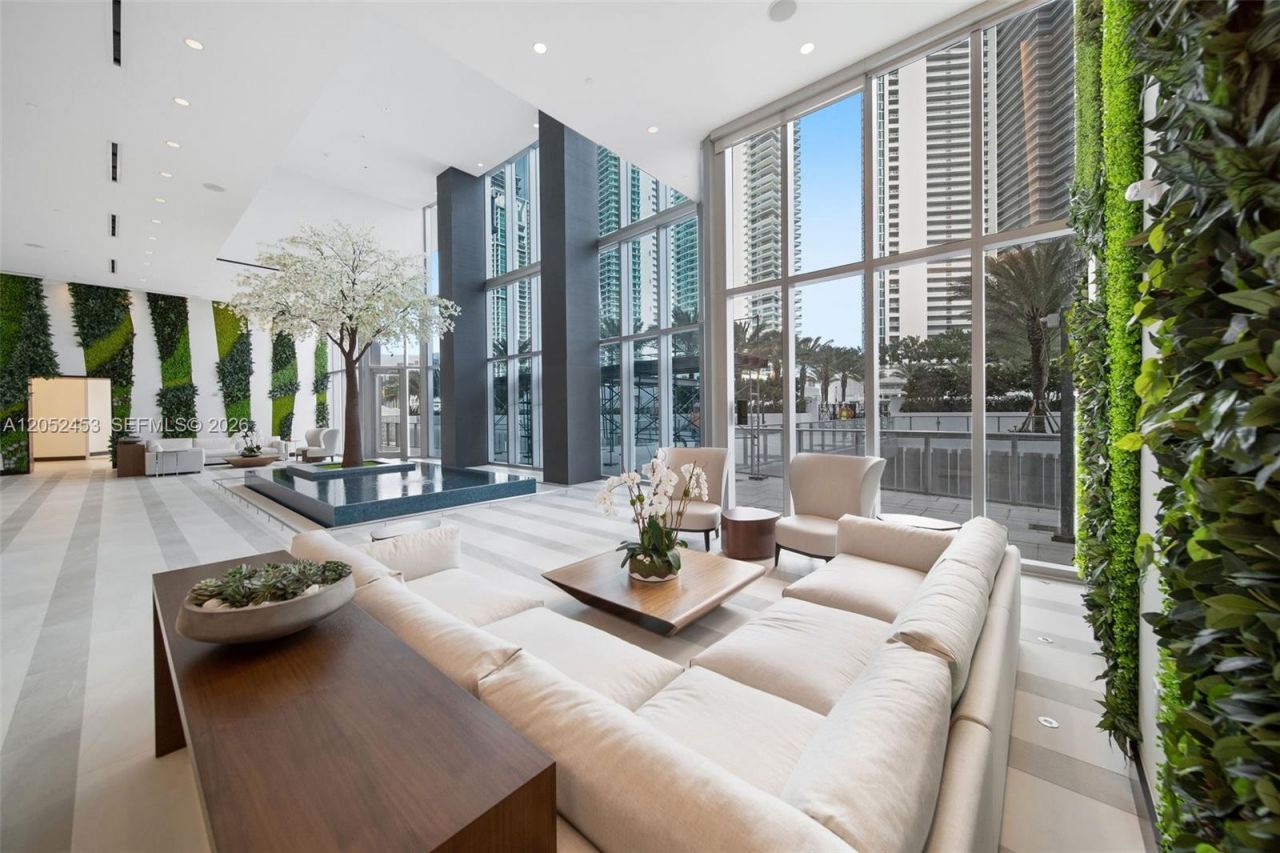 851 NE 1st Avenue , Unit 3003, Miami, FL 33132 Photo