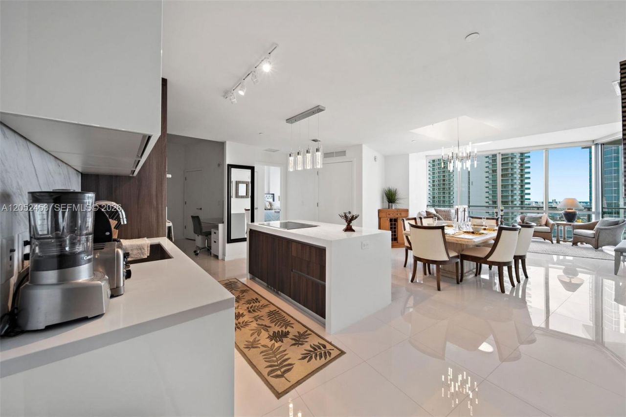 851 NE 1st Avenue , Unit 3003, Miami, FL 33132 Photo