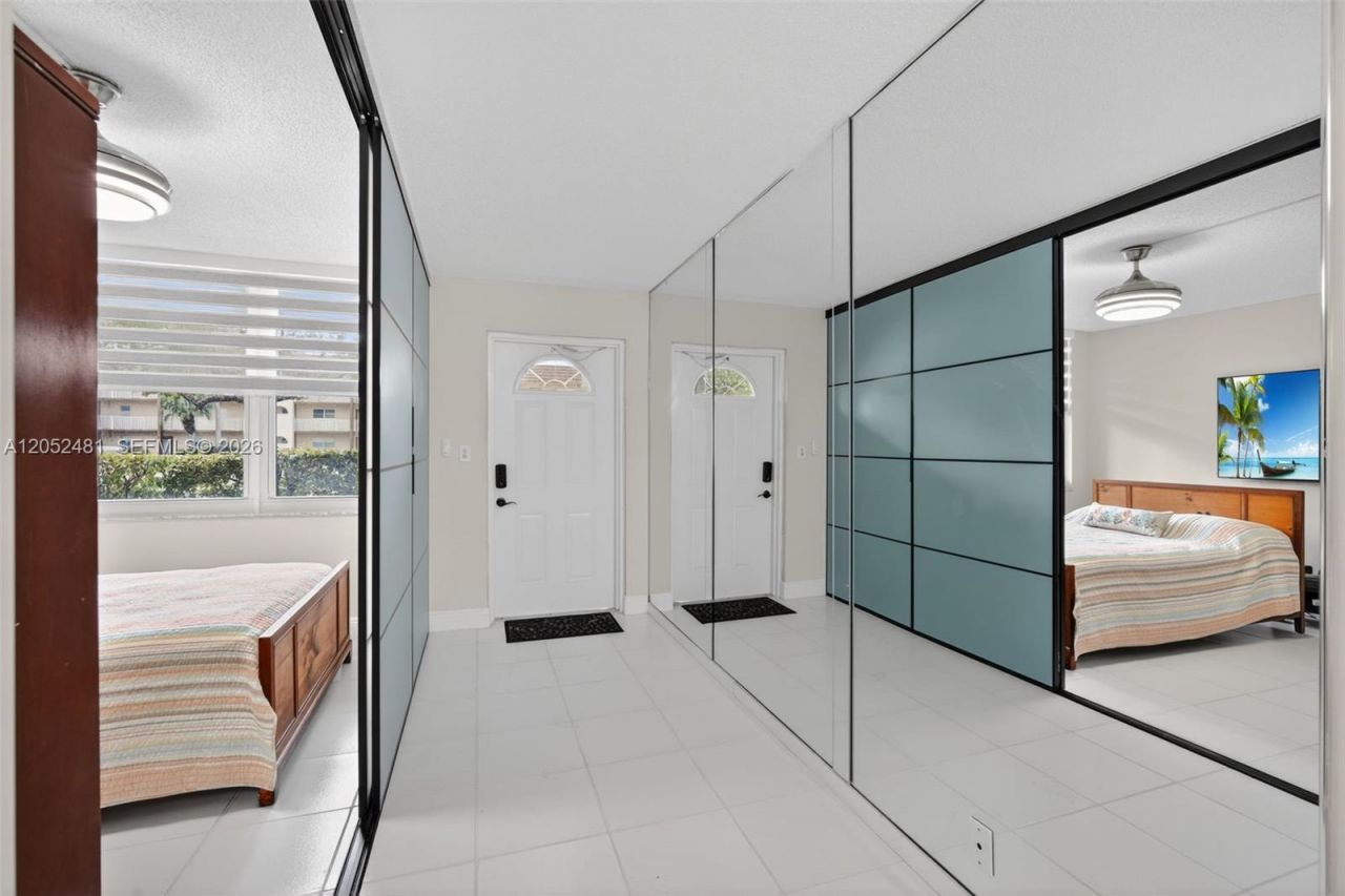 8851 Sunrise Lakes Blvd , Unit 116, Sunrise, FL 33322 Photo