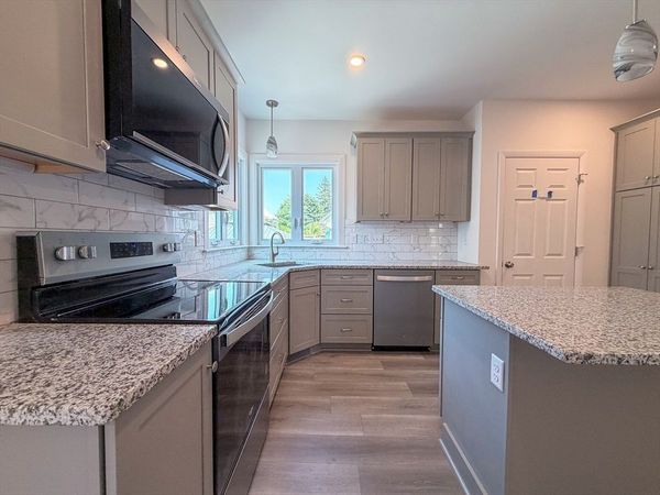 100 Sheridan Ave, Unit 100, Medford, MA 02155
