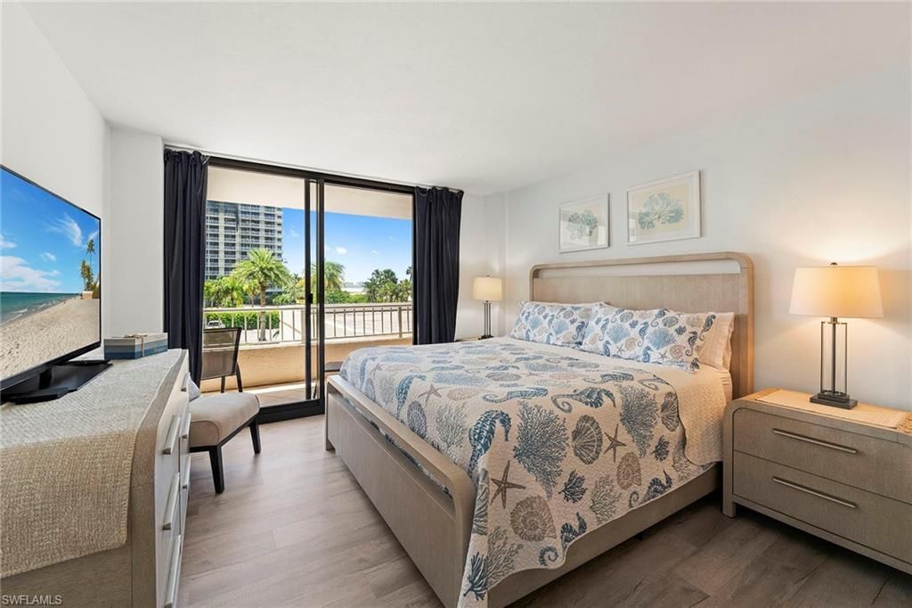 380 Seaview Ct, Unit 207, Marco Island, FL 34145 Photo