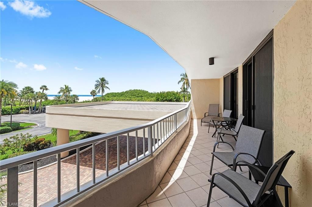 380 Seaview Ct, Unit 207, Marco Island, FL 34145 Photo