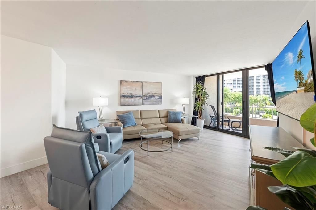380 Seaview Ct, Unit 207, Marco Island, FL 34145 Photo