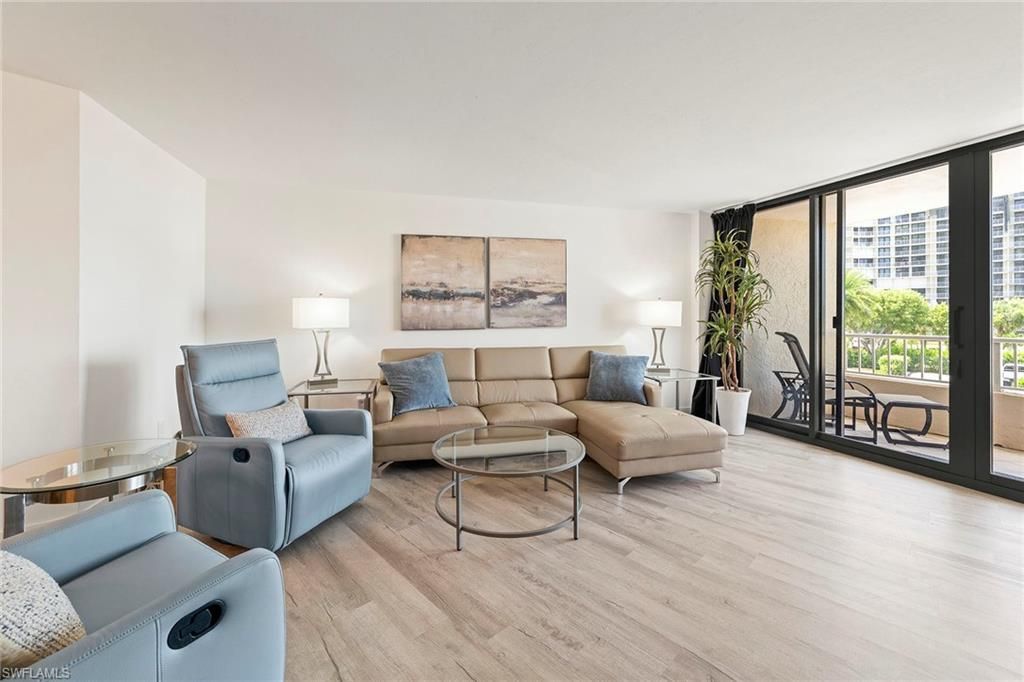 380 Seaview Ct, Unit 207, Marco Island, FL 34145 Photo