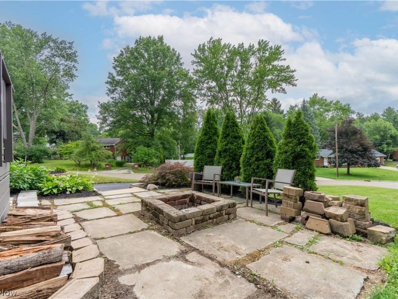 804 Overridge Avenue SE, North Canton, OH 44720 Photo 8