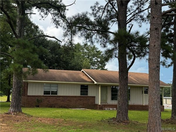 17 Henderson Avenue, Centreville, AL 35042