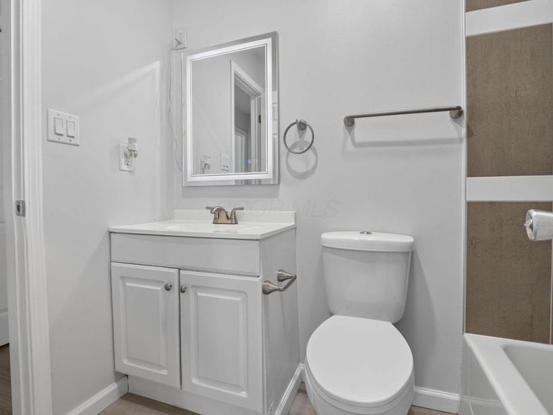 5401 Adderley Avenue , Columbus, OH 43232 Photo 23