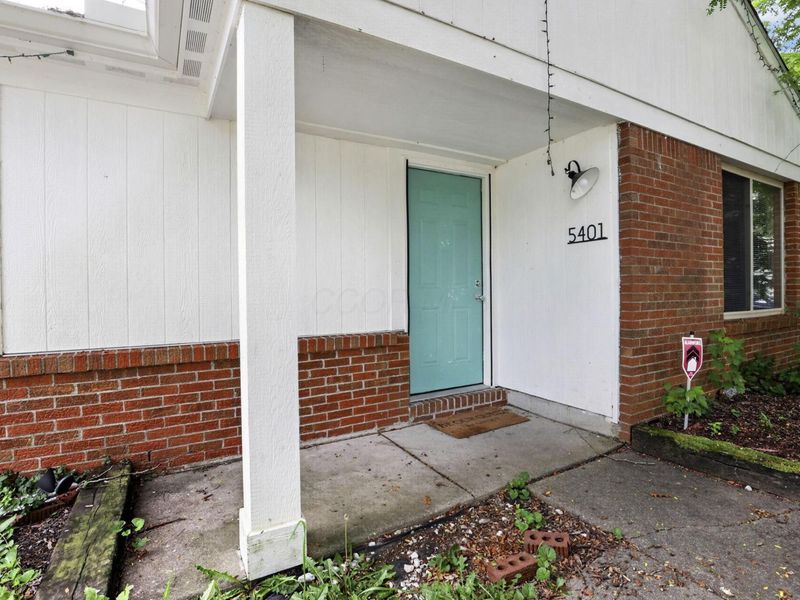 5401 Adderley Avenue , Columbus, OH 43232 Photo 7