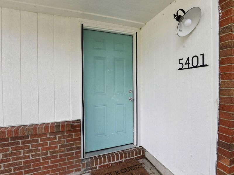 5401 Adderley Avenue , Columbus, OH 43232 Photo 8