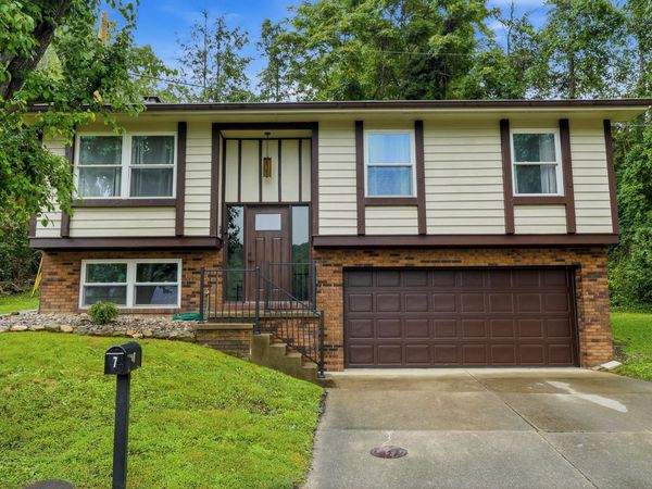 7 Birch Drive, Huntington, WV 25705