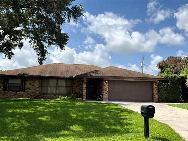 160 SE Todd Avenue , Port St Lucie, FL 34983