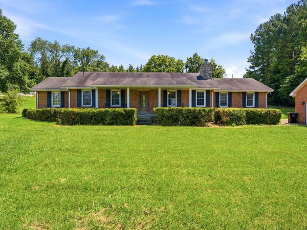 1801 Jordan Rd , Chapmansboro, TN 37035