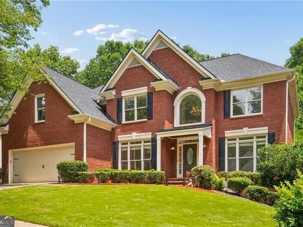 270 Edwardton Court, Roswell, GA 30076