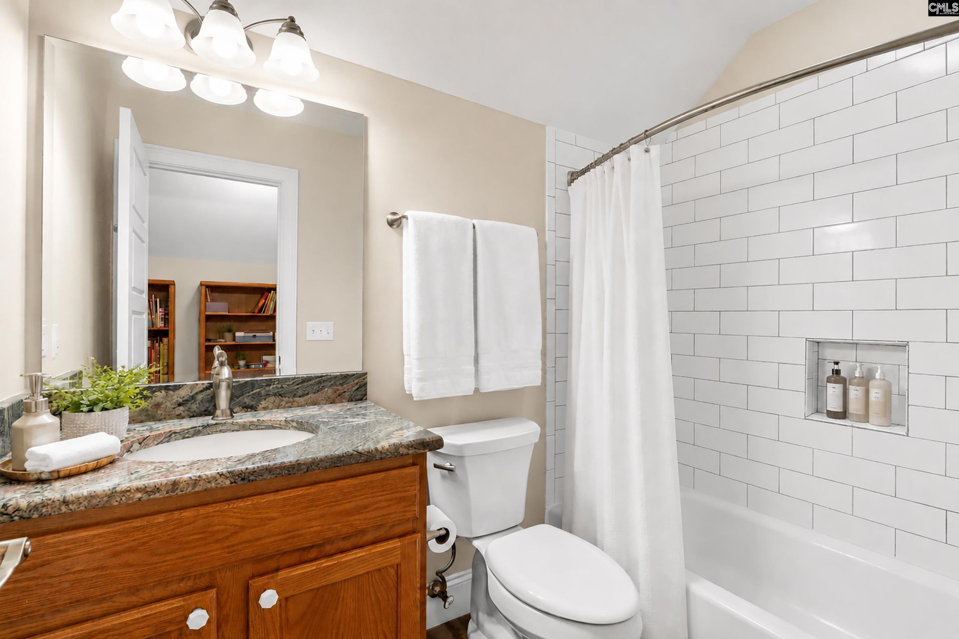 209 High Pointe Drive  Photo 27