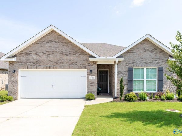 27405 Mckenna Drive, Athens, AL 35613