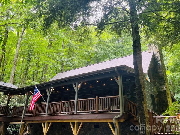 6 Laurel Branch Drive, Black Mountain, NC 28711