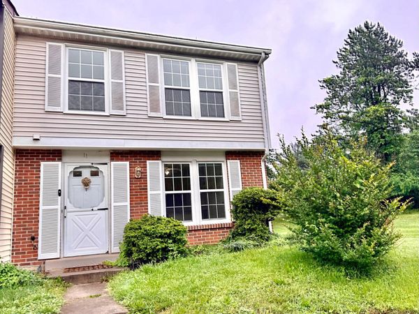 11 DUFIEF COURT , NORTH POTOMAC, MD 20878