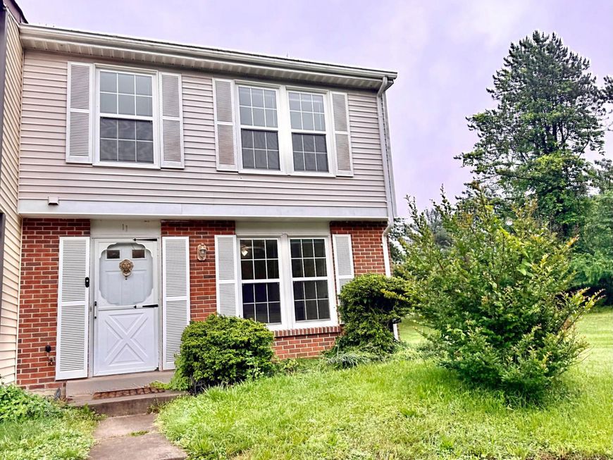 11 Dufief Court , North Potomac, MD 20878 Main Photo
